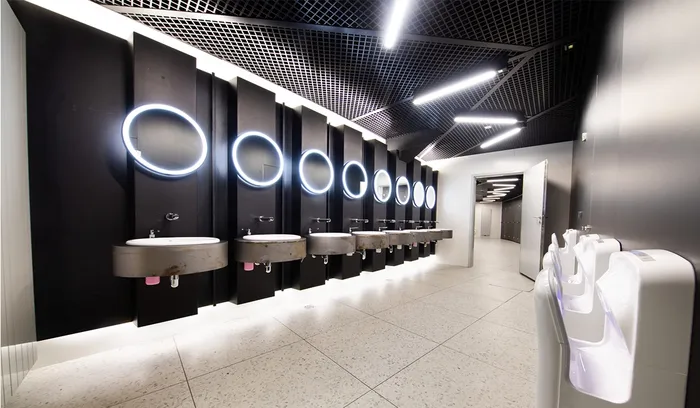 How much do the toilets at the seaside cost in 2024?