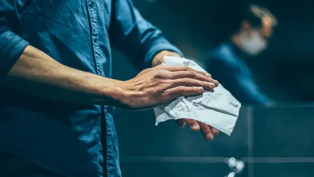 Möglichkeiten zur Reduzierung der Kosten für die Instandhaltung und Nutzung öffentlicher Toiletten